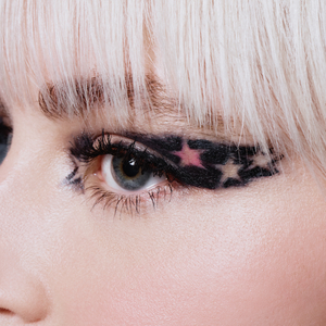 男女裸体动漫在线看
